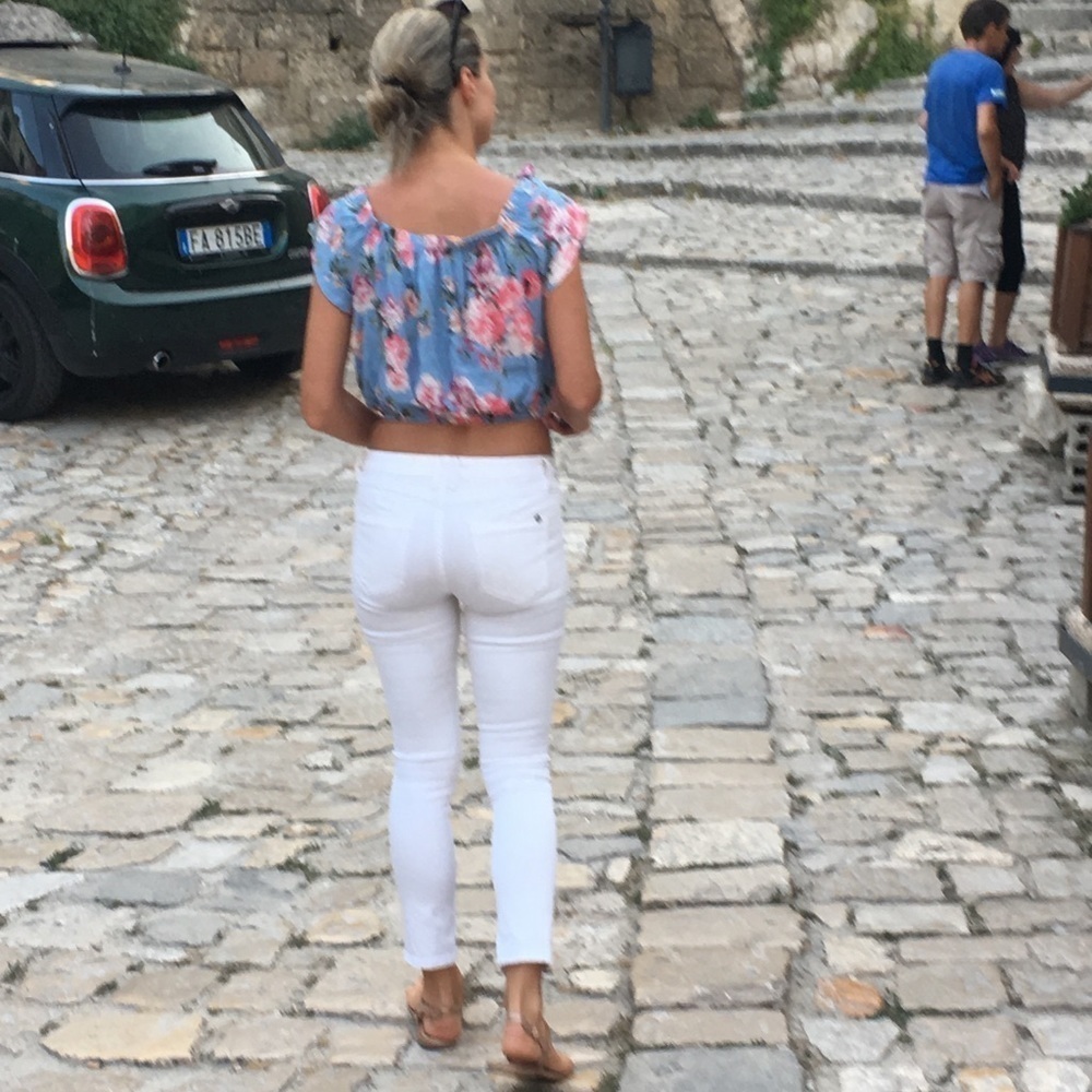 crop top - Picture 5 of 6